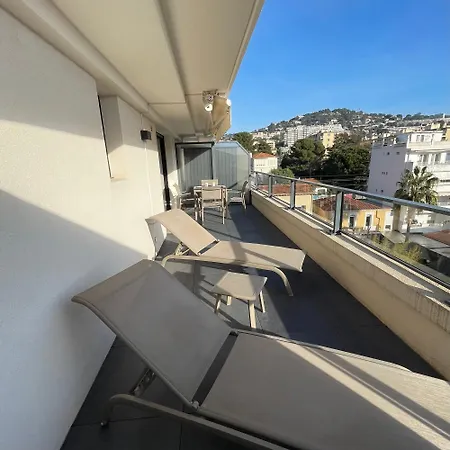 Top Floor Secret Garden, Cannes
